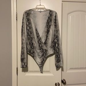 Fashion Nova CURVE Snakeskin Bodysuit